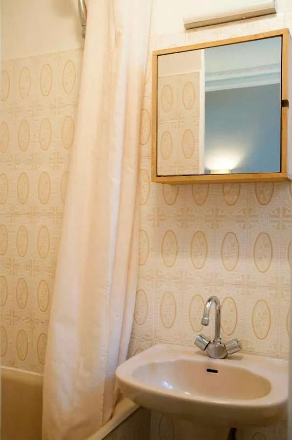 Cosy Apt Near Parc De La Villette Paris Apartment